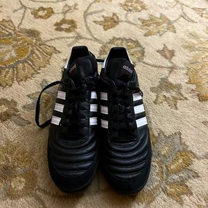 Copa Mundial Leather Cleats